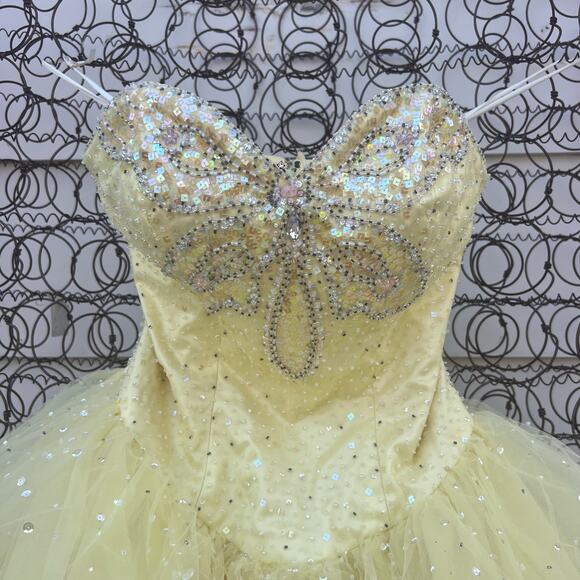 Mori Lee Y2K Butterfly Bead Embellish Yellow Poof quinceañera Prom Ball Gown 3/4 - Picture 3 of 15